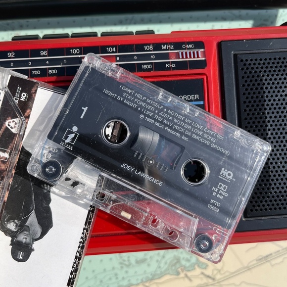 Vintage 1993 Joey Lawrence Cassette Tape - Picture 3 of 3